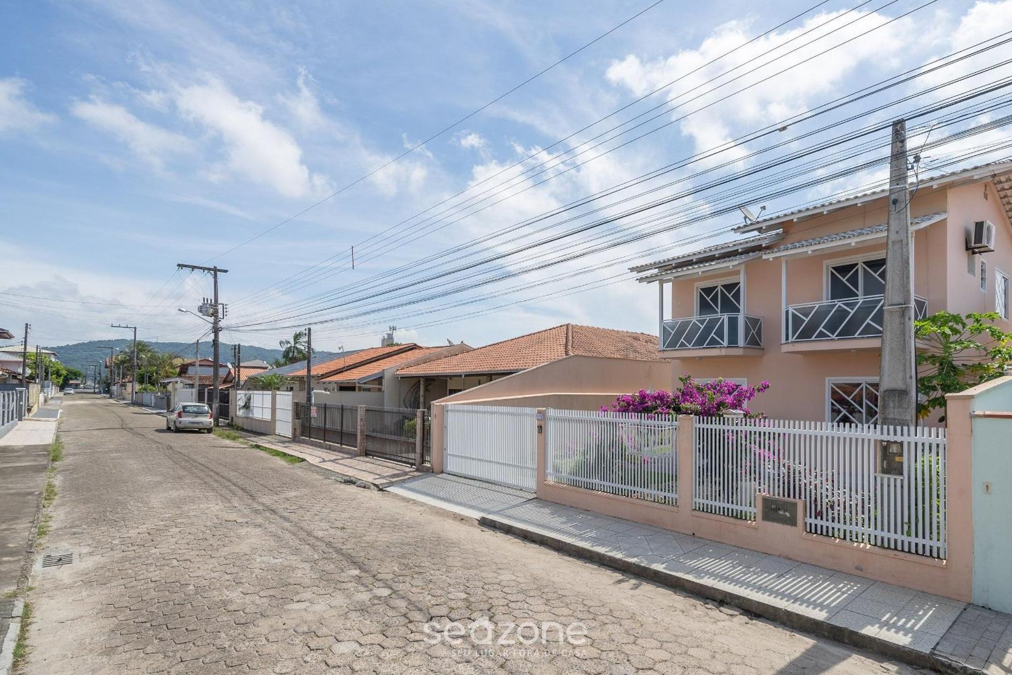 Villa Bela Casa Com Piscina No Centro De Penha/Sc Bsl190 Penha  Exterior foto